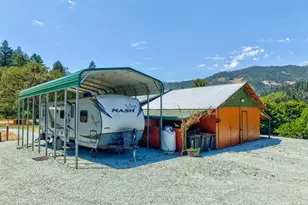 220 Faver Dr, Riddle, OR 97469 - Photo 30