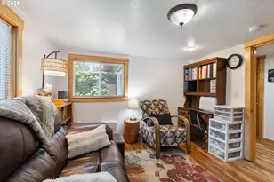 220 Faver Dr, Riddle, OR 97469 - Photo 26