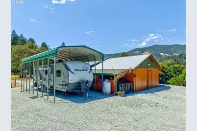 220 Faver Dr, Riddle, OR 97469 - Photo 34
