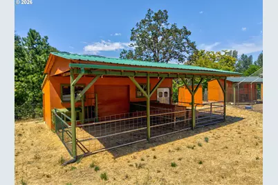 220 Faver Dr, Riddle, OR 97469 - Photo 34