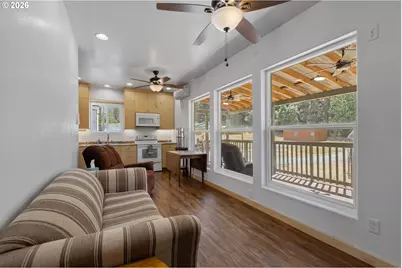 220 Faver Dr, Riddle, OR 97469 - Photo 20