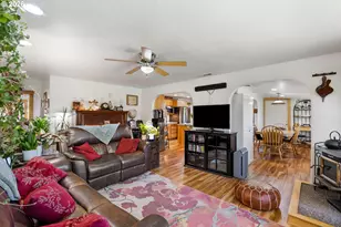 220 Faver Dr, Riddle, OR 97469 - Photo 8