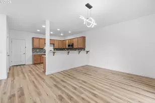 4220 SE Rose Petal Pl, Hillsboro, OR 97123 - Photo 16