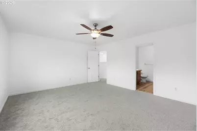 4220 SE Rose Petal Pl, Hillsboro, OR 97123 - Photo 34