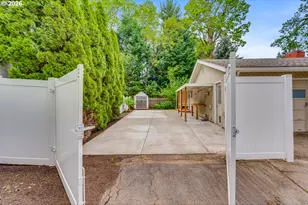 8890 SW Birch St, Portland, OR 97223 - Photo 38