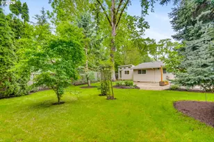 8890 SW Birch St, Portland, OR 97223 - Photo 30