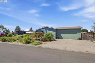 2070 Donnelly Dr, Springfield, OR 97477 - Photo 2