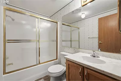 2070 Donnelly Dr, Springfield, OR 97477 - Photo 40