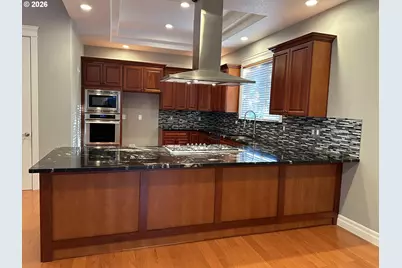 11301 SE Cascade View Dr, Happy Valley, OR 97086 - Photo 4