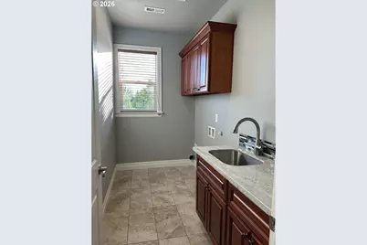 11301 SE Cascade View Dr, Happy Valley, OR 97086 - Photo 14