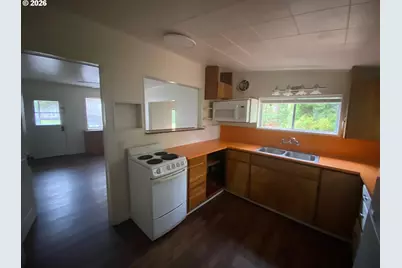 6721 Rhododendron Ave, Lincoln Beach, OR 97388 - Photo 14