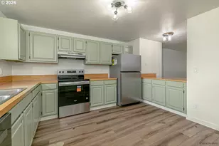 2412 SW Indian Mary Ct, Troutdale, OR 97060 - Photo 6