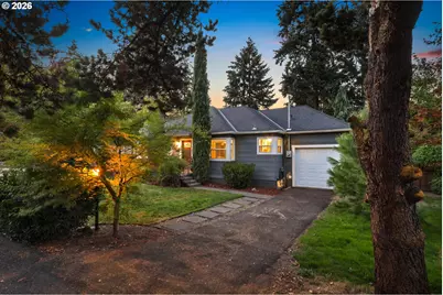 9917 NE Campaign St, Portland, OR 97220 - Photo 4