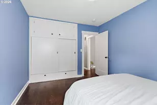 9917 NE Campaign St, Portland, OR 97220 - Photo 18