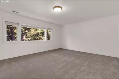 5404 Southwood Dr, Lake Oswego, OR 97035 - Photo 32