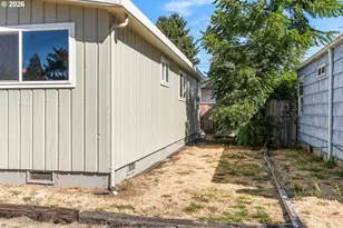 509 14th St, Springfield, OR 97477 - Photo 22