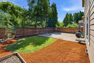 2264 NE 14th Pl, Hillsboro, OR 97124 - Photo 32