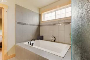 21501 SW Nicholas View Dr, Sherwood, OR 97140 - Photo 24
