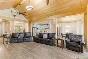 21501 SW Nicholas View Dr, Sherwood, OR 97140 - Photo 10