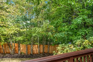 4521 SW Brugger St, Portland, OR 97219 - Photo 38