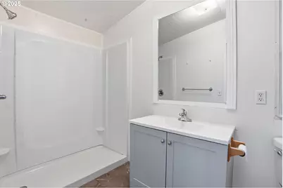 277 Edwards Rd S #145, Monmouth, OR 97361 - Photo 16