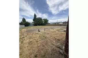 1235 Jay St, Eugene, OR 97402 - Photo 14