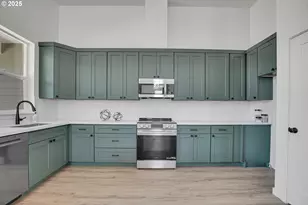 90 NE 148th Ave, Portland, OR 97230 - Photo 28