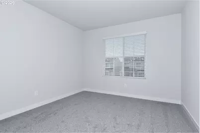 1355 Owl Ave, Woodburn, OR 97071 - Photo 20