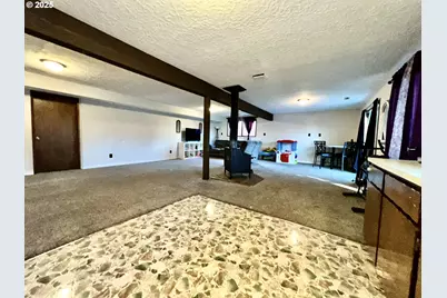 315 W D St, Rainier, OR 97048 - Photo 18