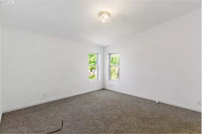 655 Village Dr, Molalla, OR 97038 - Photo 10