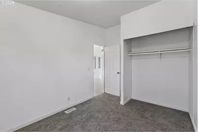 655 Village Dr, Molalla, OR 97038 - Photo 16