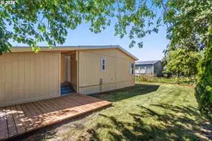655 Village Dr, Molalla, OR 97038 - Photo 24
