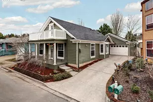 872 NE Pacific Dr, Fairview, OR 97024 - Photo 2