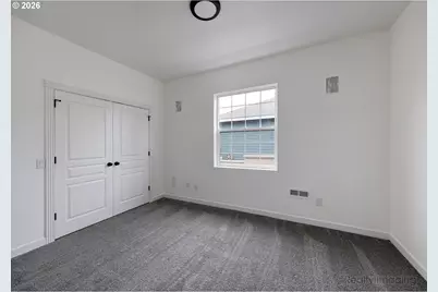 872 NE Pacific Dr, Fairview, OR 97024 - Photo 12