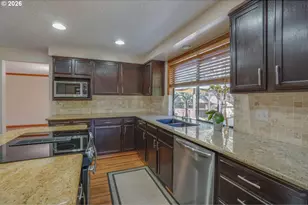 9201 NE 32nd Ave, Vancouver, WA 98665 - Photo 8