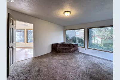 1180 E 37th Ave, Eugene, OR 97405 - Photo 32