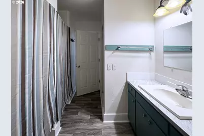 1180 E 37th Ave, Eugene, OR 97405 - Photo 40