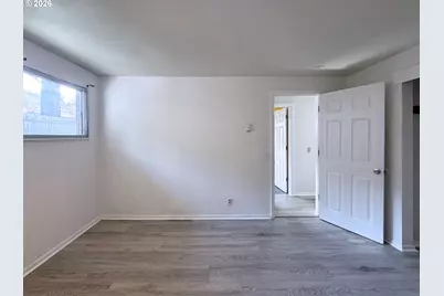 1180 E 37th Ave, Eugene, OR 97405 - Photo 18