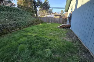 1834 SW Miles St, Portland, OR 97219 - Photo 38