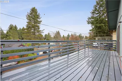 1834 SW Miles St, Portland, OR 97219 - Photo 16
