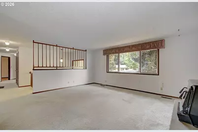 402 NW 69th St, Vancouver, WA 98665 - Photo 4