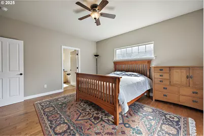 805 Oak Knoll Dr, Ashland, OR 97520 - Photo 26