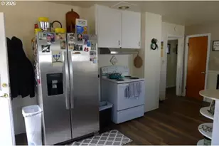 255 Beach Blvd, Winchester Bay, OR 97467 - Photo 18