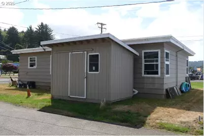 255 Beach Blvd, Winchester Bay, OR 97467 - Photo 4