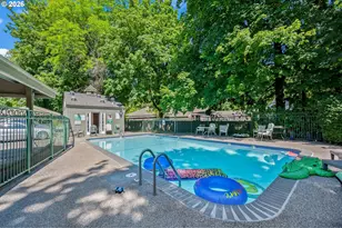 4 Touchstone, Lake Oswego, OR 97035 - Photo 26