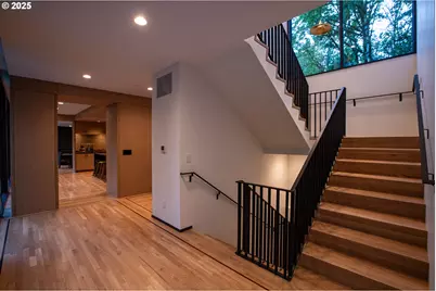 6371 NW Winston Dr, Portland, OR 97210 - Photo 12
