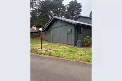 12369 SW Walnut St, Portland, OR 97223 - Photo 4