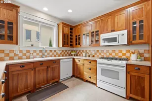 3065 N Holladay Dr, Cornelius, OR 97113 - Photo 12