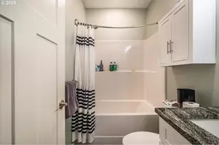 1205 Crocker St, Coos Bay, OR 97420 - Photo 10