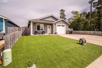 1205 Crocker St, Coos Bay, OR 97420 - Photo 44